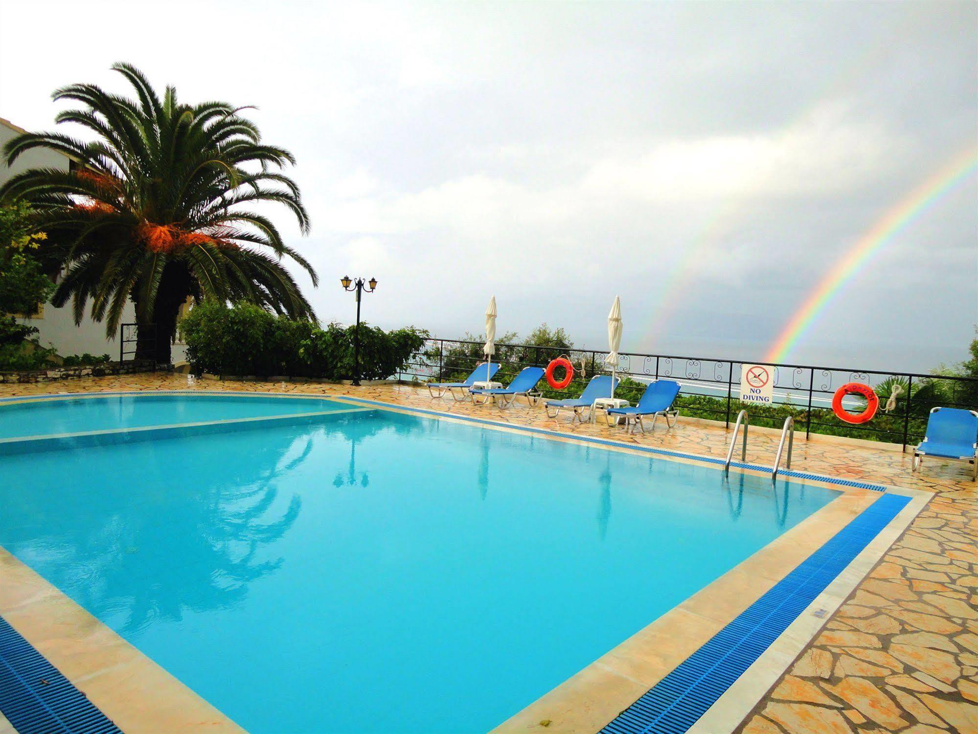 Dionysos Apartments Apraos Esterno foto